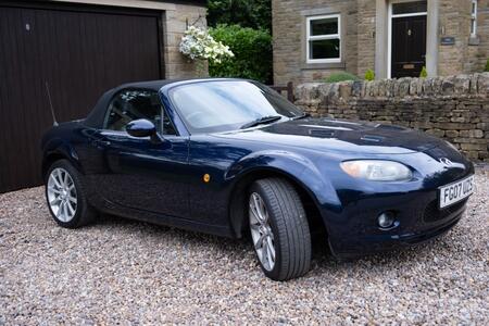 MAZDA MX-5 2.0 i Sport