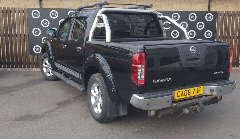 NISSAN NAVARA